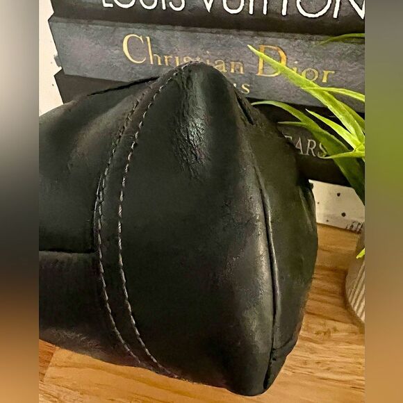 COACH Vintage Hampton Tote F10194 Black Glove Leather w/Silver hardware. - Picture 10 of 13